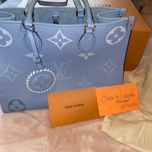 LOUIS VUITTON Empreinte Monogram Giant By The Pool Onthego MM Summer Blue